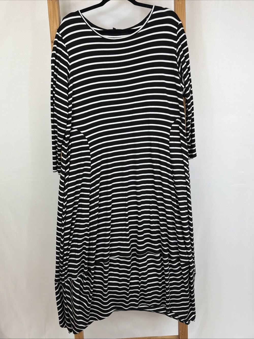 Comfy Made in USA Black & White Striped Scoop Neck Balloon 3/4 Sleeve Dress 1X